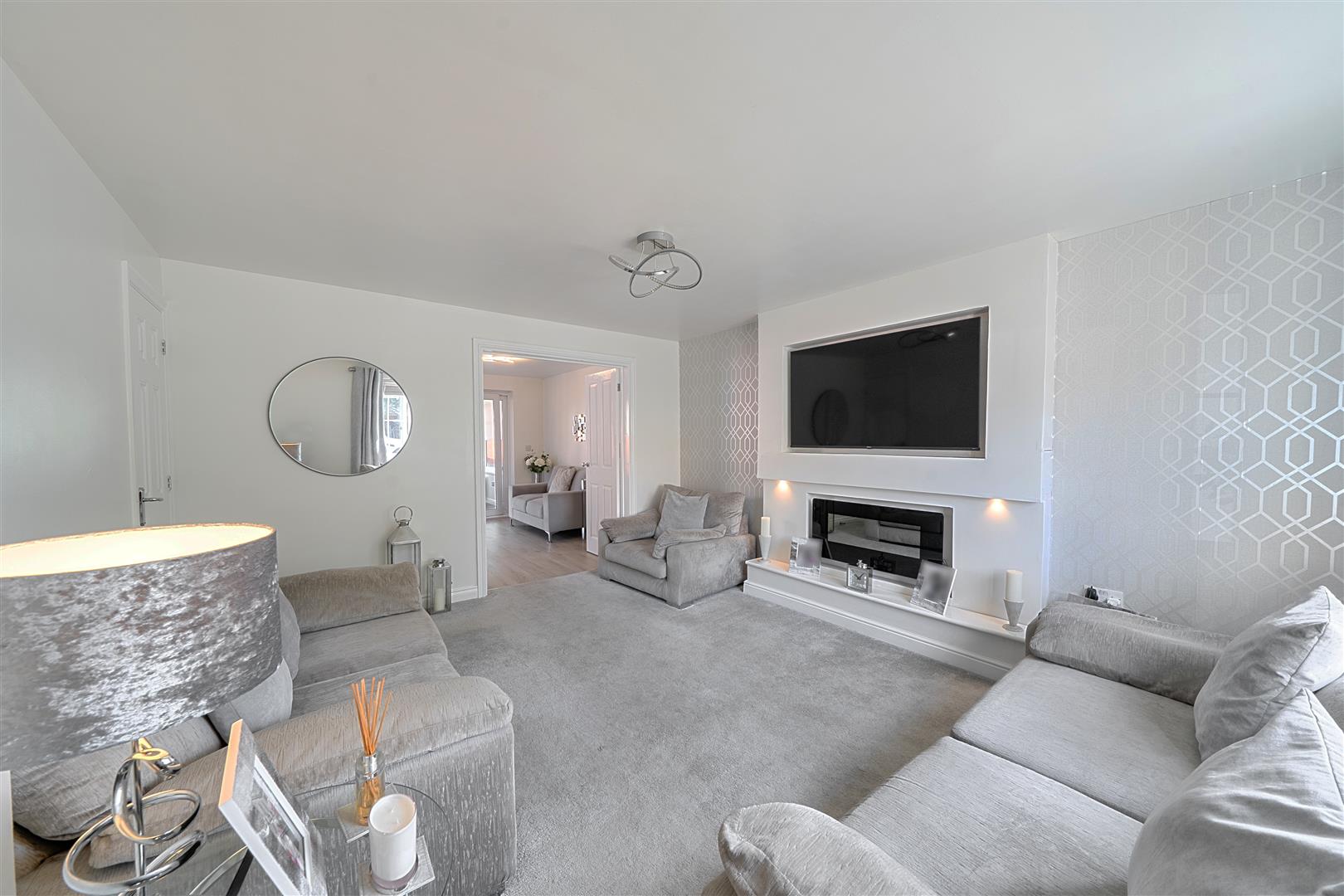 Maes Y Wawr, Birchgrove, Swansea, SA7 0HL